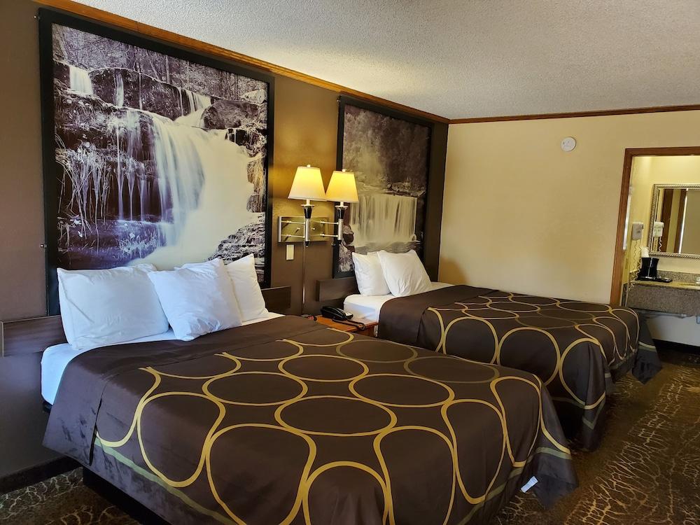 Super 8 By Wyndham Kansas City Airport North Zewnętrze zdjęcie